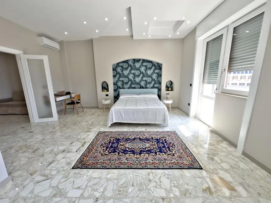 La Suite Del Barone Lecce Appartamento