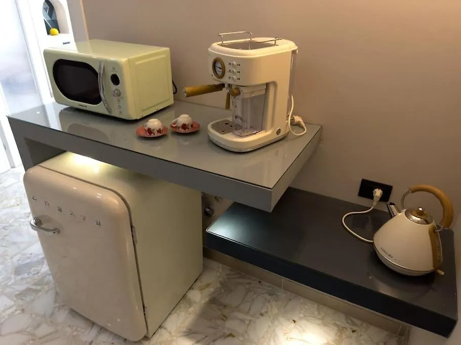 Apartment La Suite Del Barone Lecce Italy